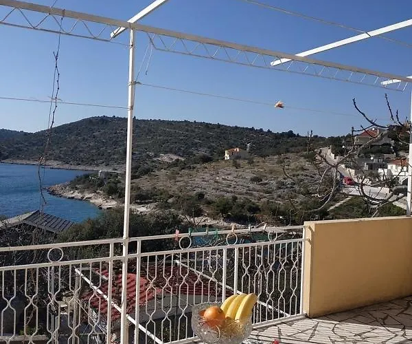 By The Sea Kanica, - 21093